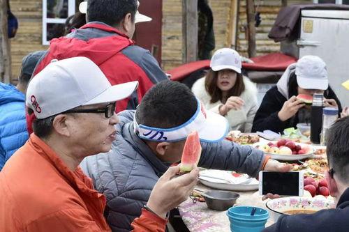 新疆骑行吃瓜,瓜果飘香之旅
