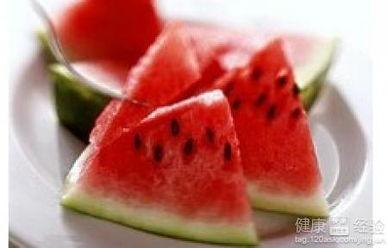 吃小白瓜容易便秘吗,小白瓜食用与便秘关系揭秘