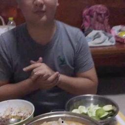 播放奶奶吃瓜视频